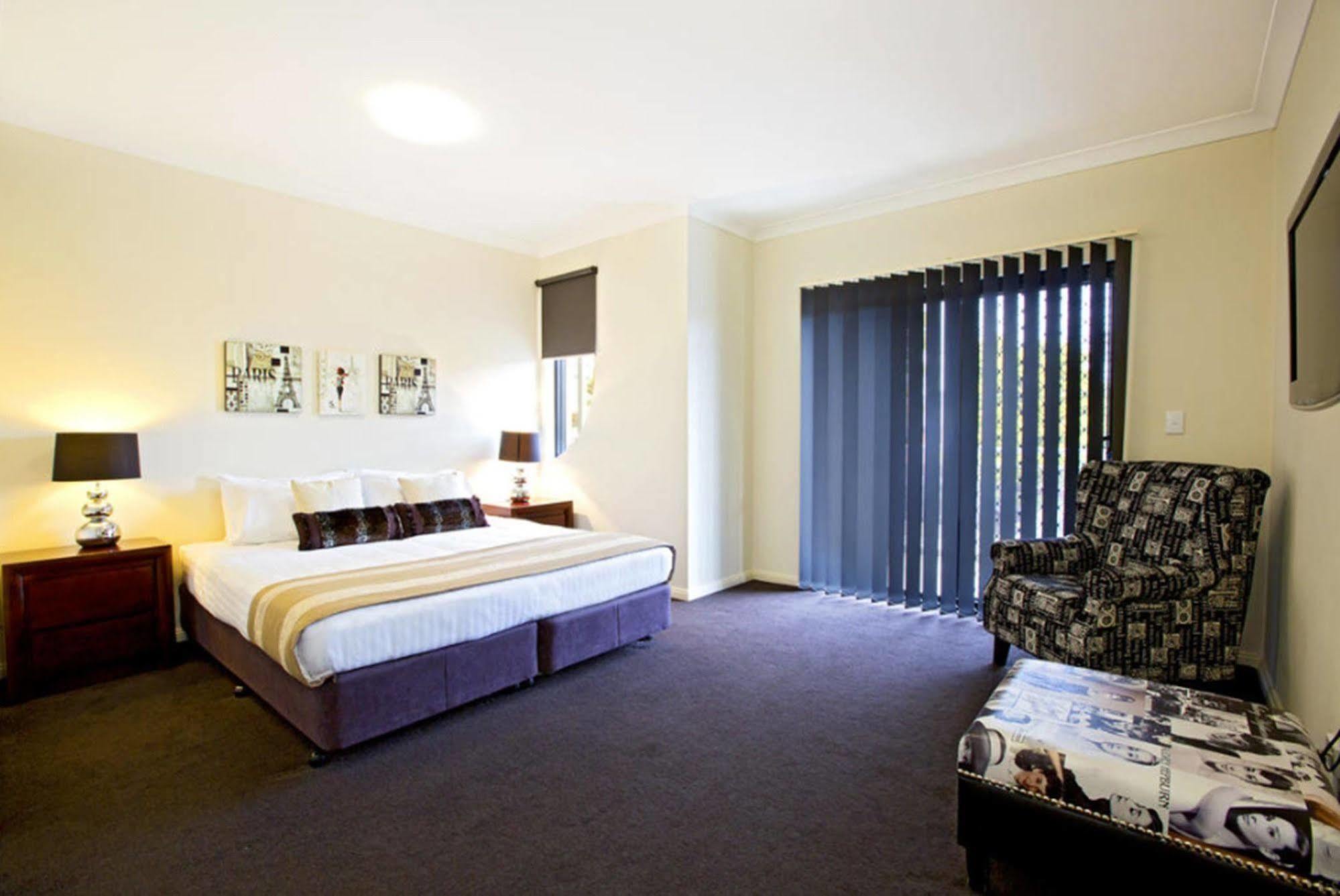Astina Serviced Apartments - Central Penrith Esterno foto